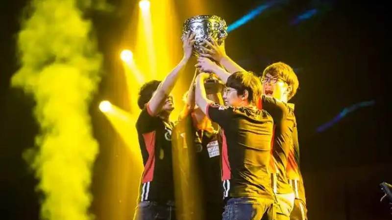 G2黑科技阵容奇袭对手